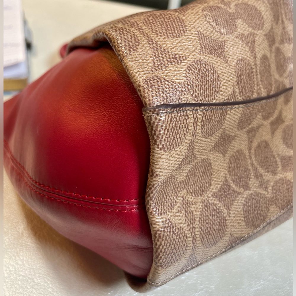 Coach Elise Satchel in Signature Tan Jacquard & Red Apple 🍎 - Picture 8 of 17